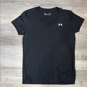 Under Armour Women’s Black Athletic Fitted Short Sleeve Tee Size Medium